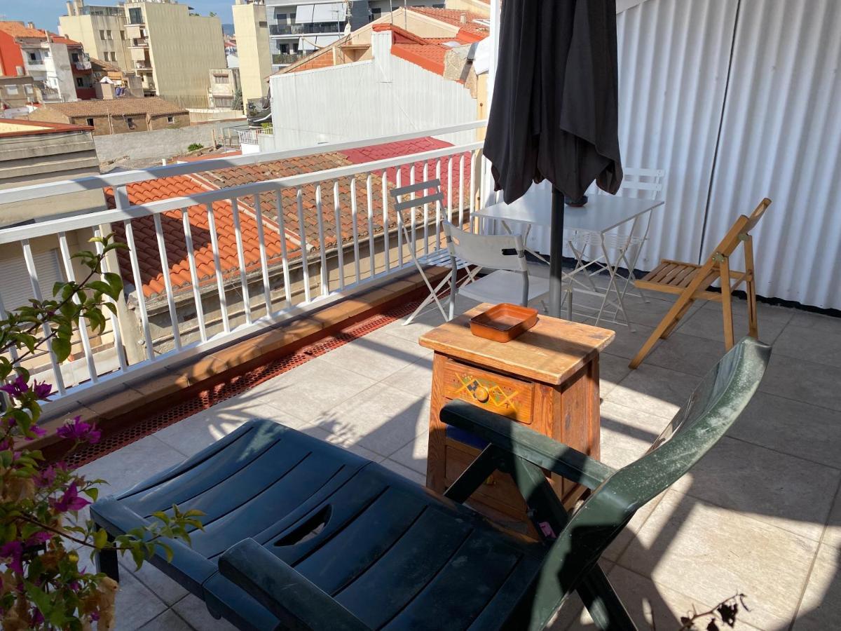 Apartamentos Playa Badalona Exterior photo
